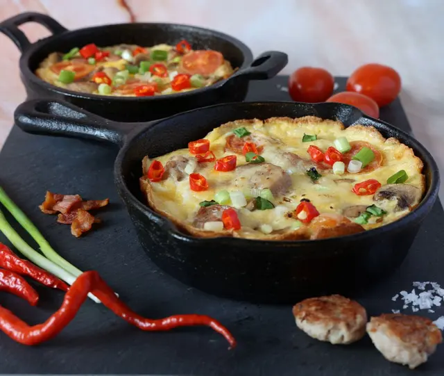 Frittata aux champignons, tomates cerises et dés de dinde fumée